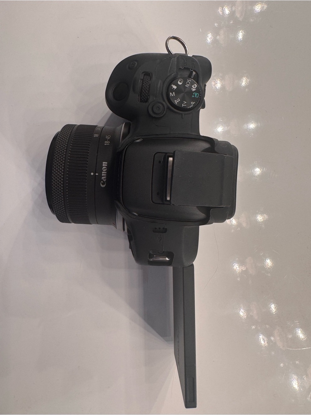 Cannon EOS R50- Black - Picture 4 of 9